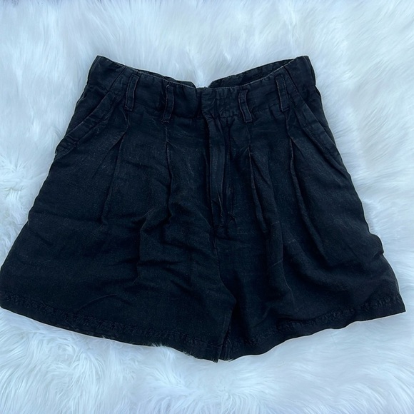 NWOT Free People Calla Linen Trouser Shorts Size 2 Black - Picture 1 of 10
